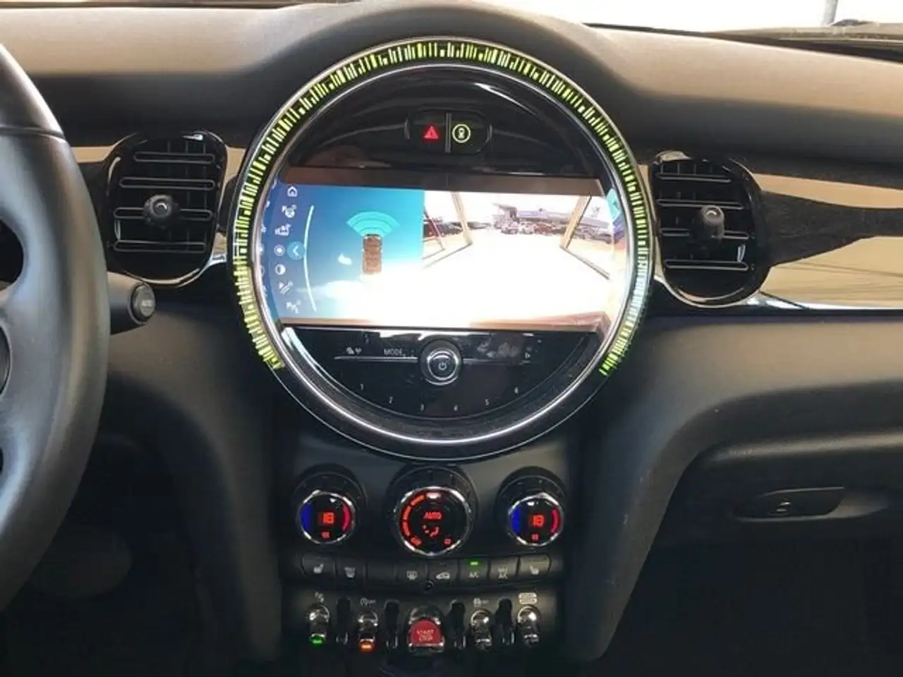 MINI Cooper Cabrio Aut. — Galería del vehículo 16