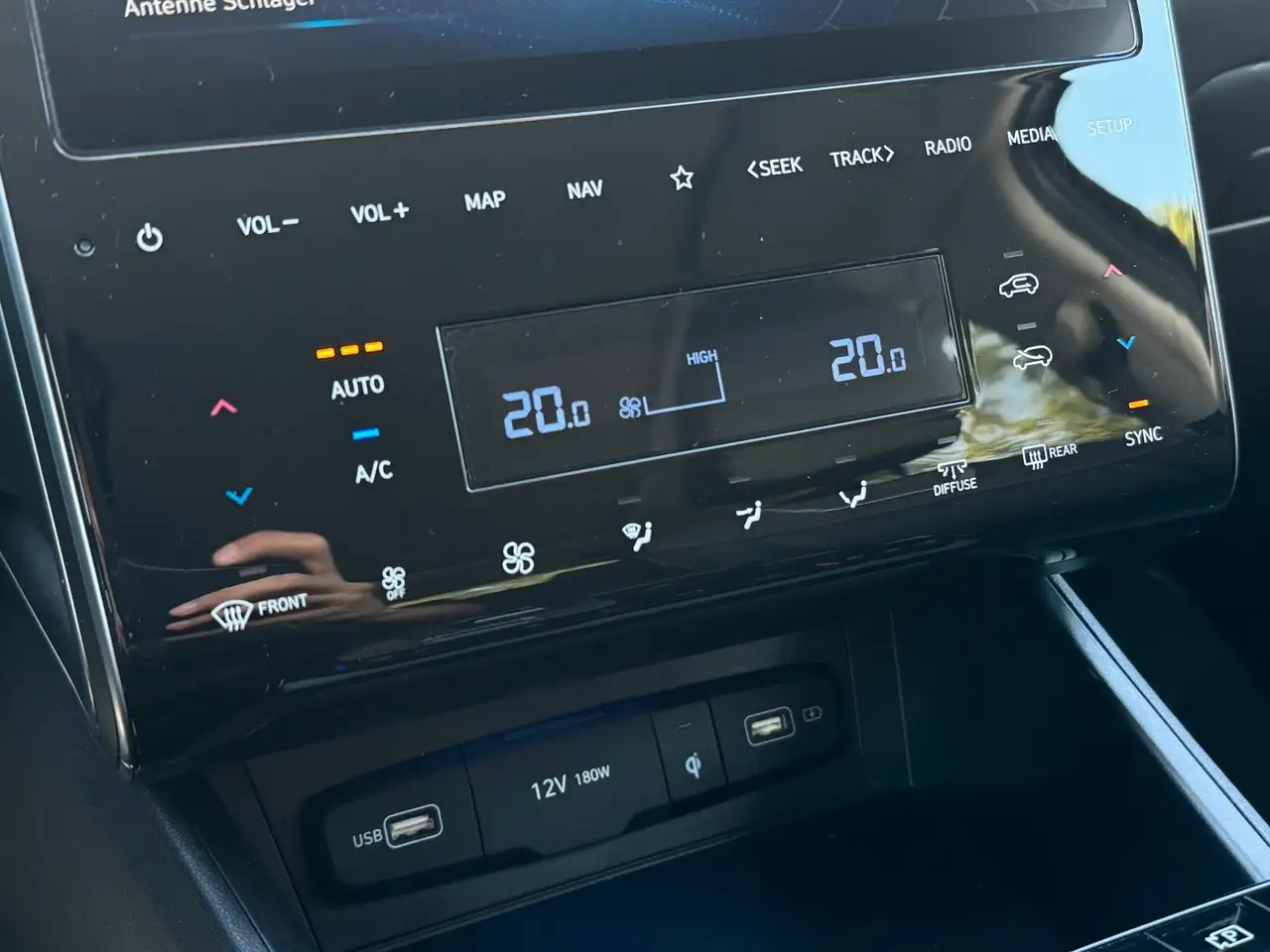 Hyundai TUCSON Prime Mild-Hybrid 4WD — معرض صور السيارة 34