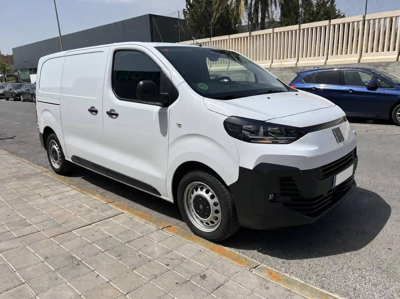 Fiat Scudo Scudo Furgón 2.0BlueHDI L2 Aut. 145 — معرض صور السيارة 10