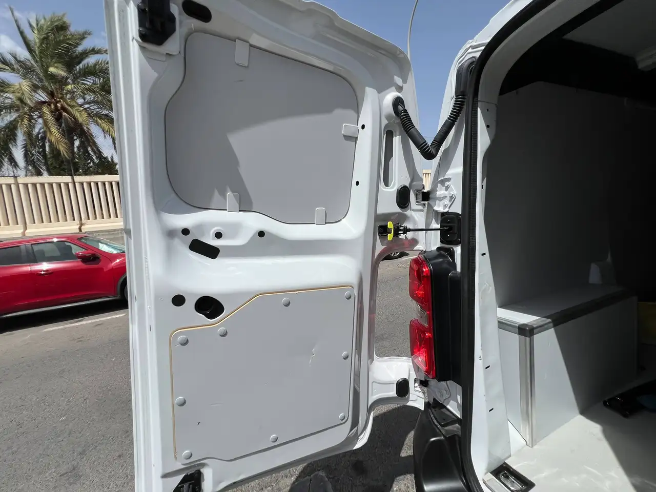 Fiat Scudo Scudo Furgón 2.0BlueHDI L2 Aut. 145 — معرض صور السيارة 39