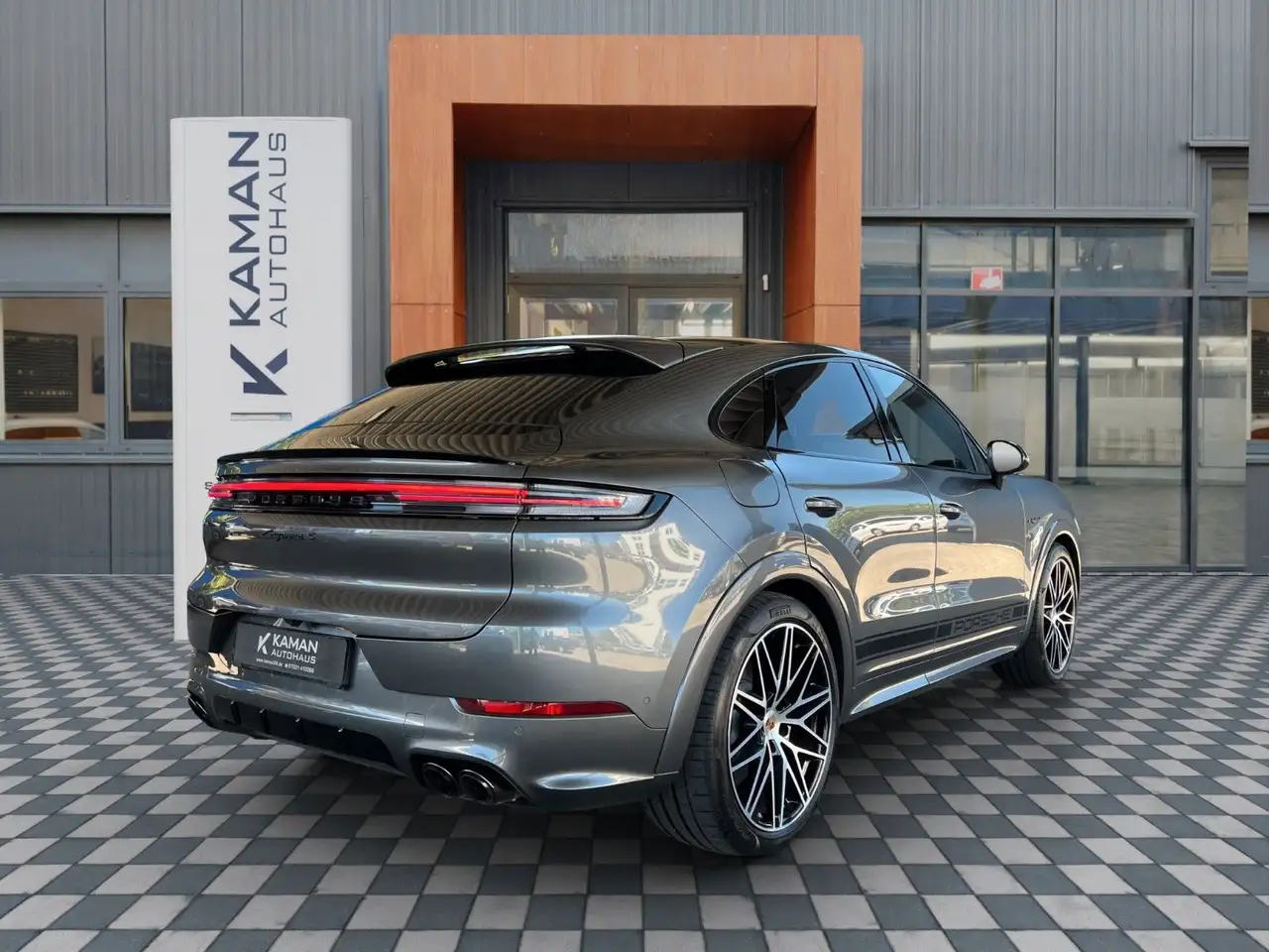 Porsche Cayenne S E-Hyb Coupe Sport Design 22"Alu Massag — معرض صور السيارة 24