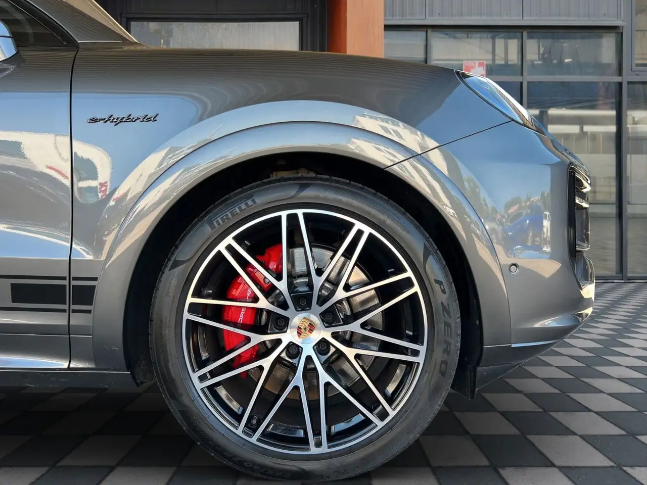 Porsche Cayenne S E-Hyb Coupe Sport Design 22"Alu Massag — معرض صور السيارة 27