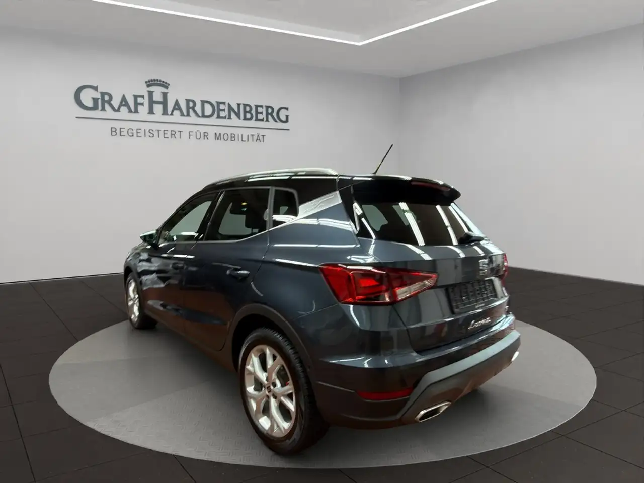 SEAT Arona FR 1.5 TSI DSG LED Kessy — Galería del vehículo 4