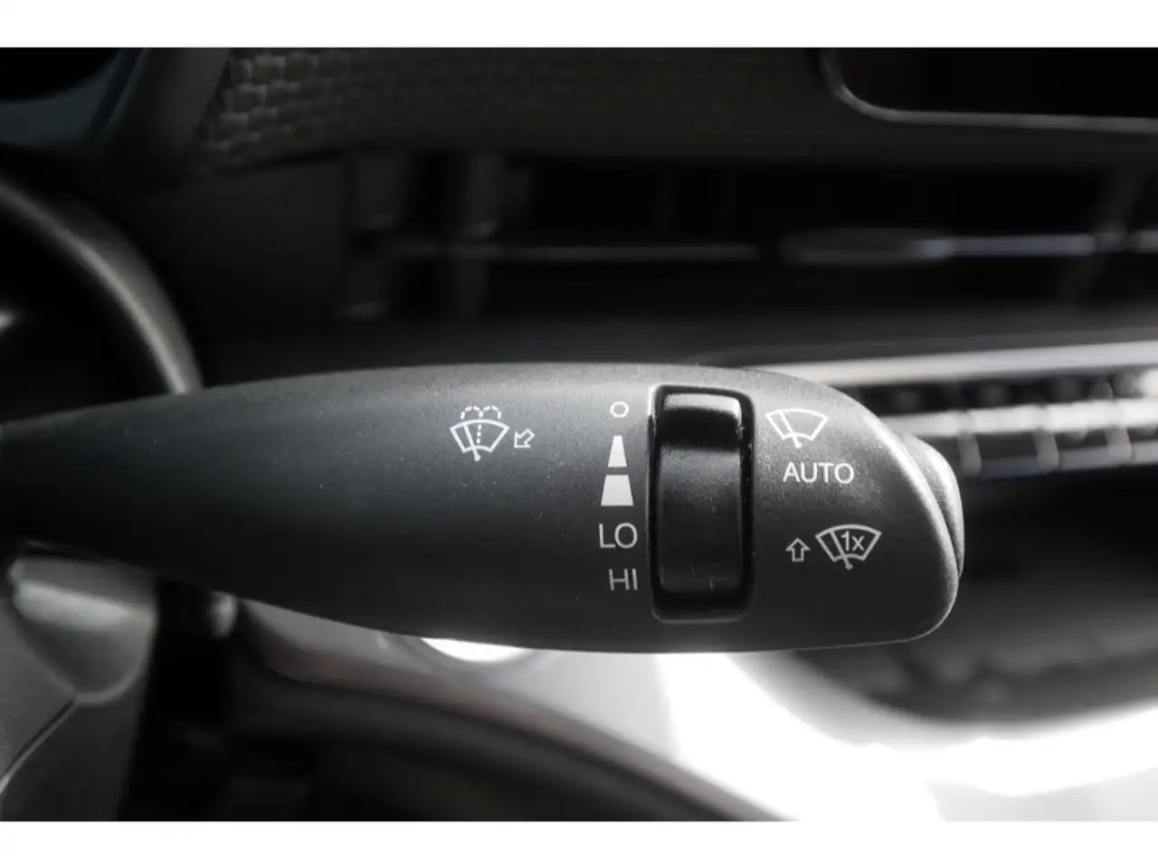 Fiat 500e BY BOCELLI AT 42 Kwh 118PS LED NAVI WINTER — معرض صور السيارة 18
