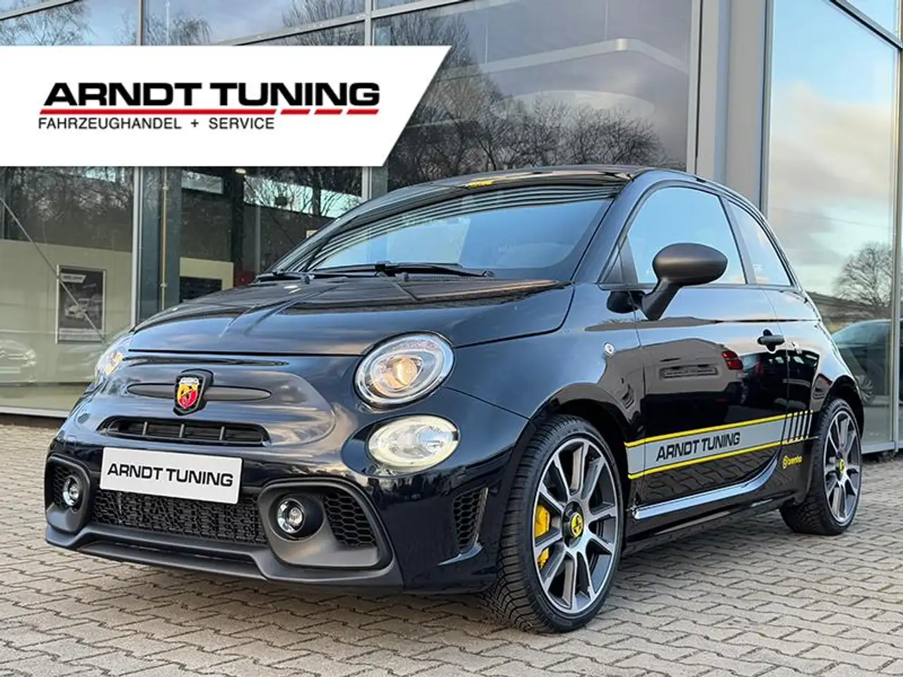 Abarth 695 1,4 T-Jet 16V Tourismo Brembo-Gelb Leder — Vehicle gallery 2