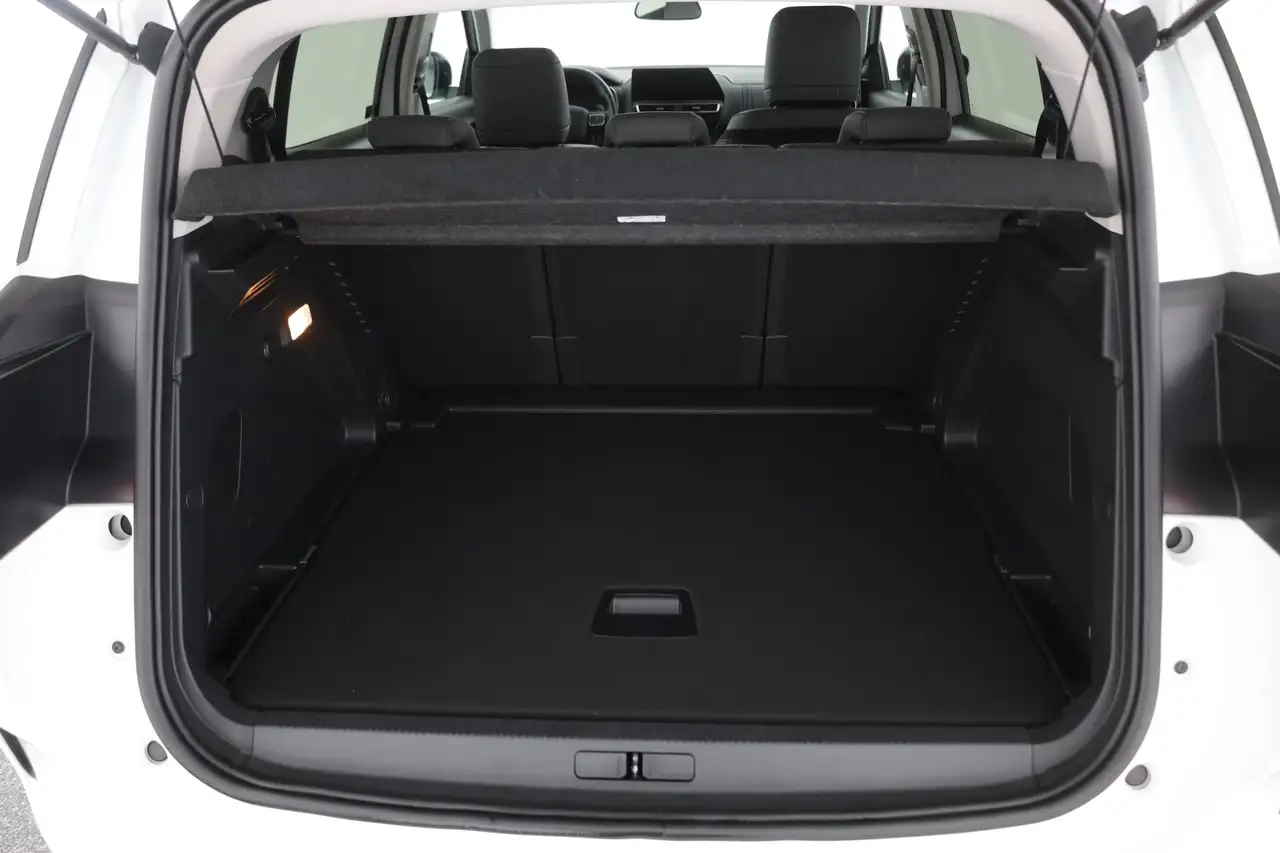 Citroen C5 Aircross 1.2M-Hybrid Plus LED Navi ACC Kamera — معرض صور السيارة 26