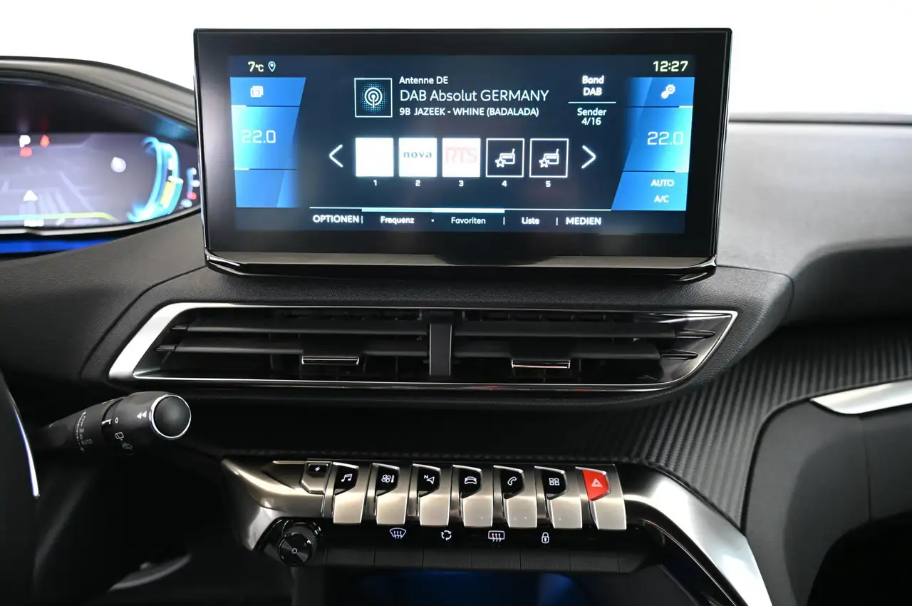 Peugeot 3008 1.6 180 PHEV e-EAT8 Allure-Pack LED/ACC/18 — Galerie du véhicule 21