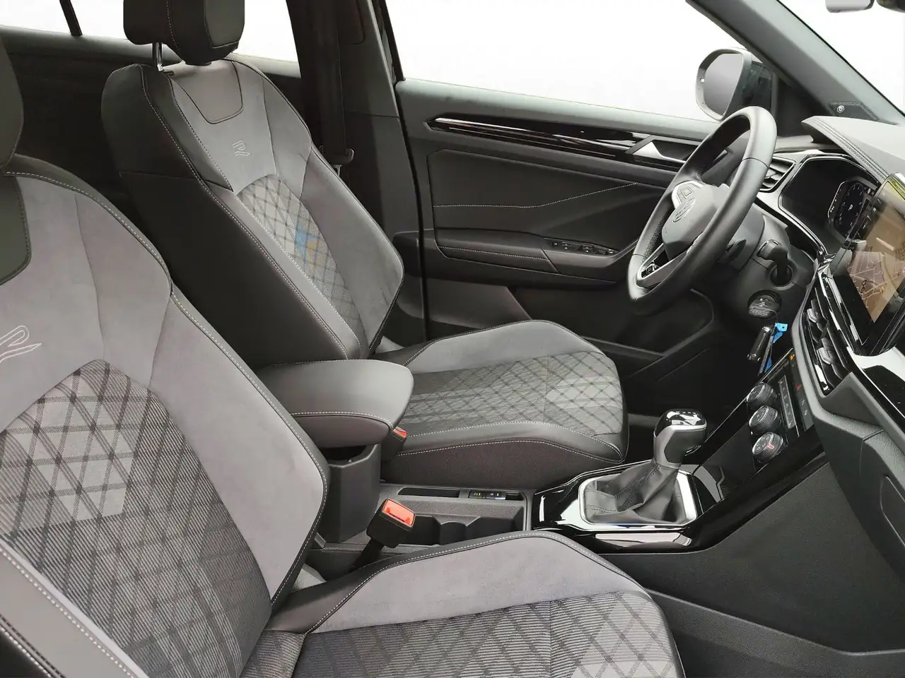 Volkswagen T-Roc 1.5 TSI DSG R-LINE*BLACK-STYLE*LED*KAMERA* — Galerie du véhicule 6