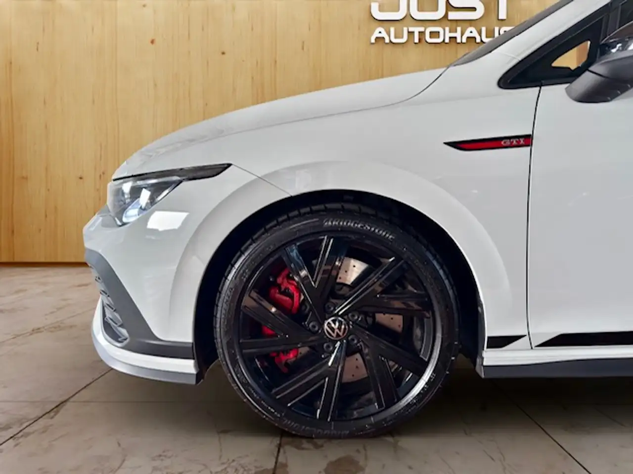 Volkswagen Golf GTI Clubsport VIII Black Style IQ.Light HeadUp Harman Kamera ACC — Vehicle gallery 21