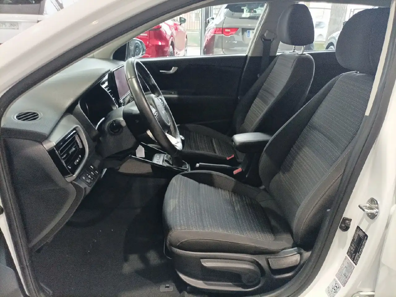 Kia Stonic 1.0 T-GDi MHEV Drive 100 — Vehicle gallery 15