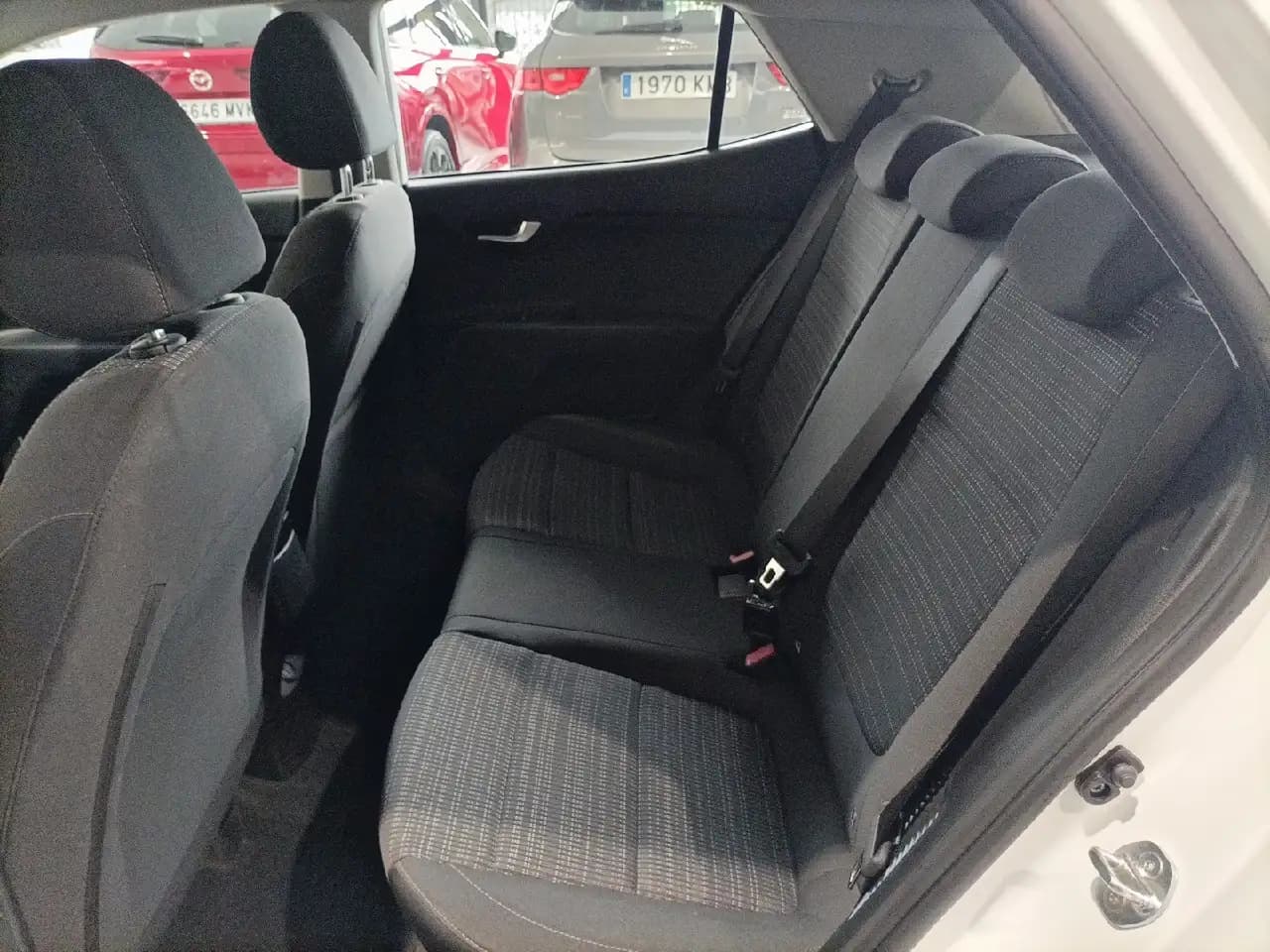 Kia Stonic 1.0 T-GDi MHEV Drive 100 — Vehicle gallery 16