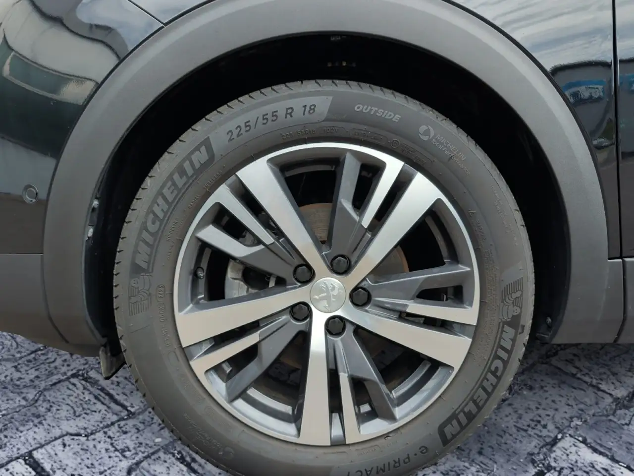 Peugeot 5008 Allure Pack 136 Hybrid Aut+ACC+Sitzhzg+AHK Klima — Galerie du véhicule 10