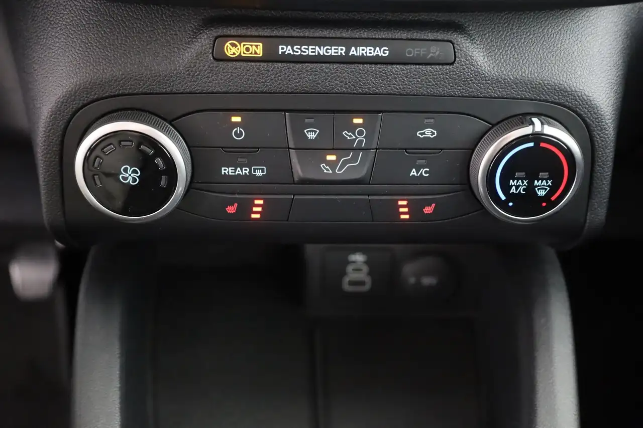 Ford Kuga 1.5 EB Cool & Connect LED Navi Sitzheizung — معرض صور السيارة 13