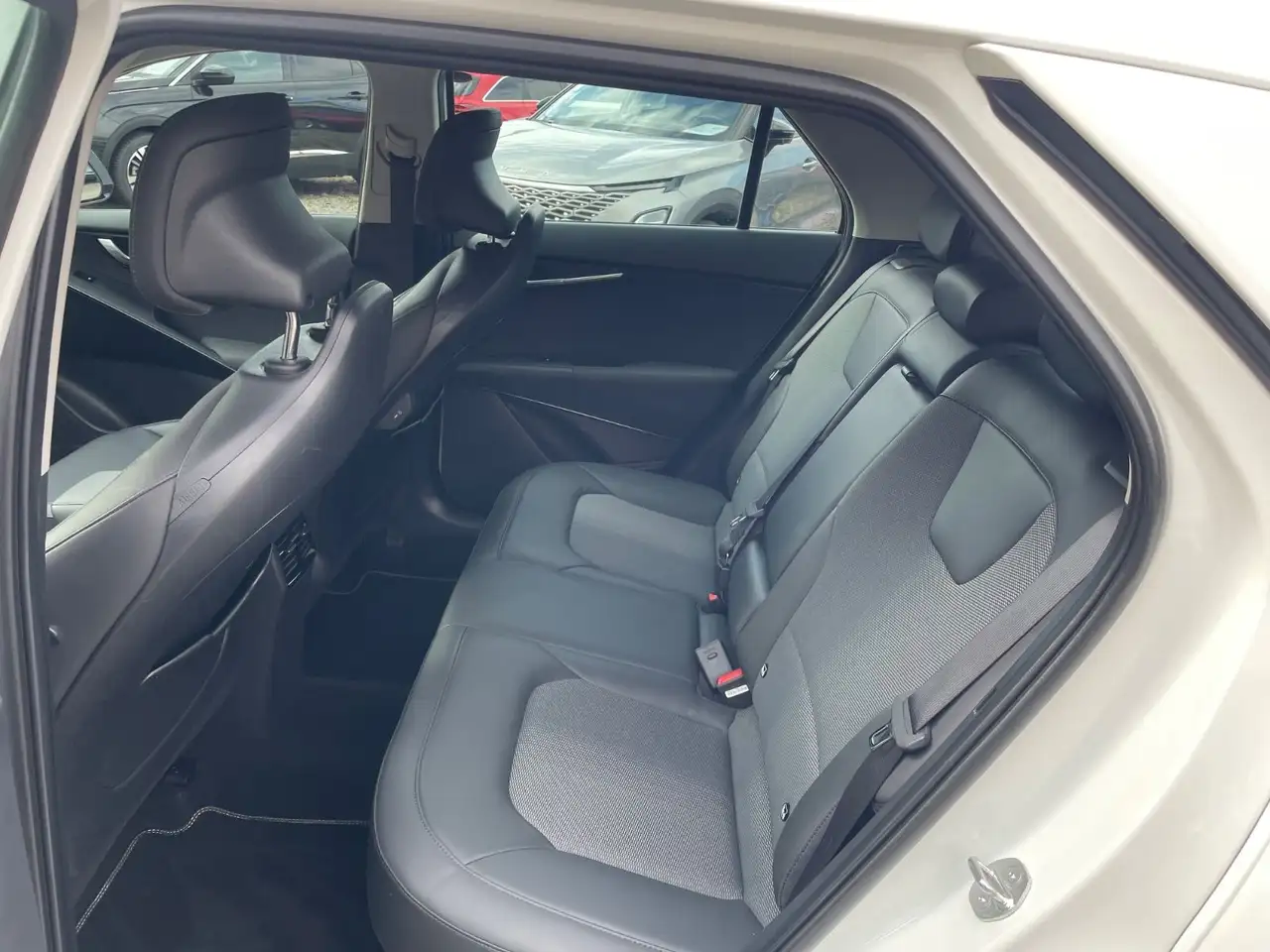 Kia Niro II Hybrid 1,6 Automatik /Navi/Klima/Kamera — معرض صور السيارة 30