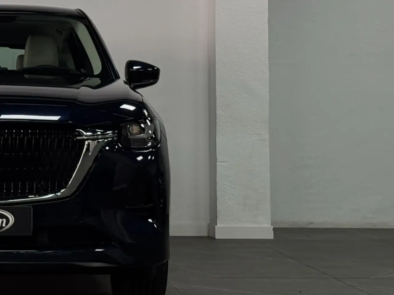 Mazda CX-60 2.5L e-Skyactiv-G PHEV Takumi AWD — Vehicle gallery 7