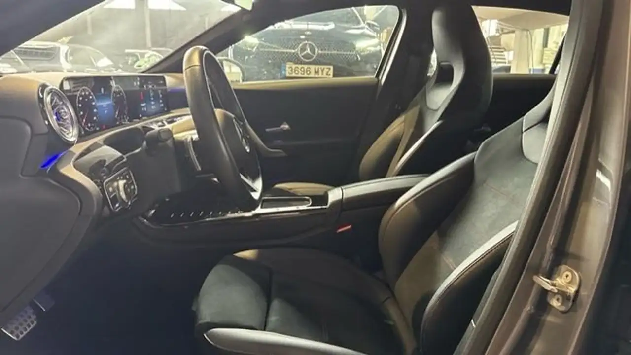 Mercedes-Benz A 180 d — Vehicle gallery 7