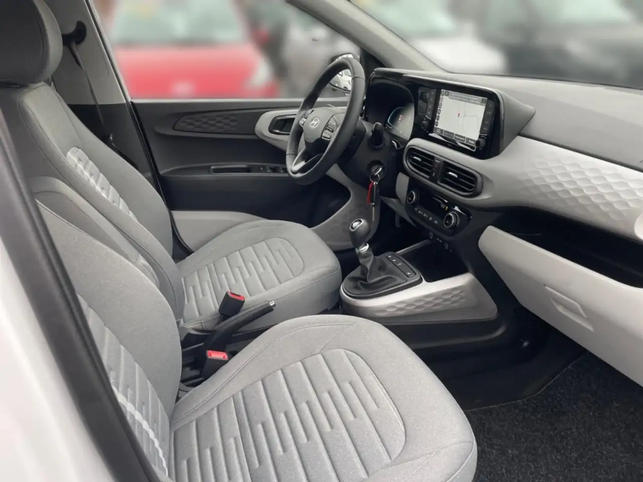 Hyundai i10 1.2 PRIME ALLWETTER+NAVI+KAMERA+KLIMA+SHZ — Galerie du véhicule 14