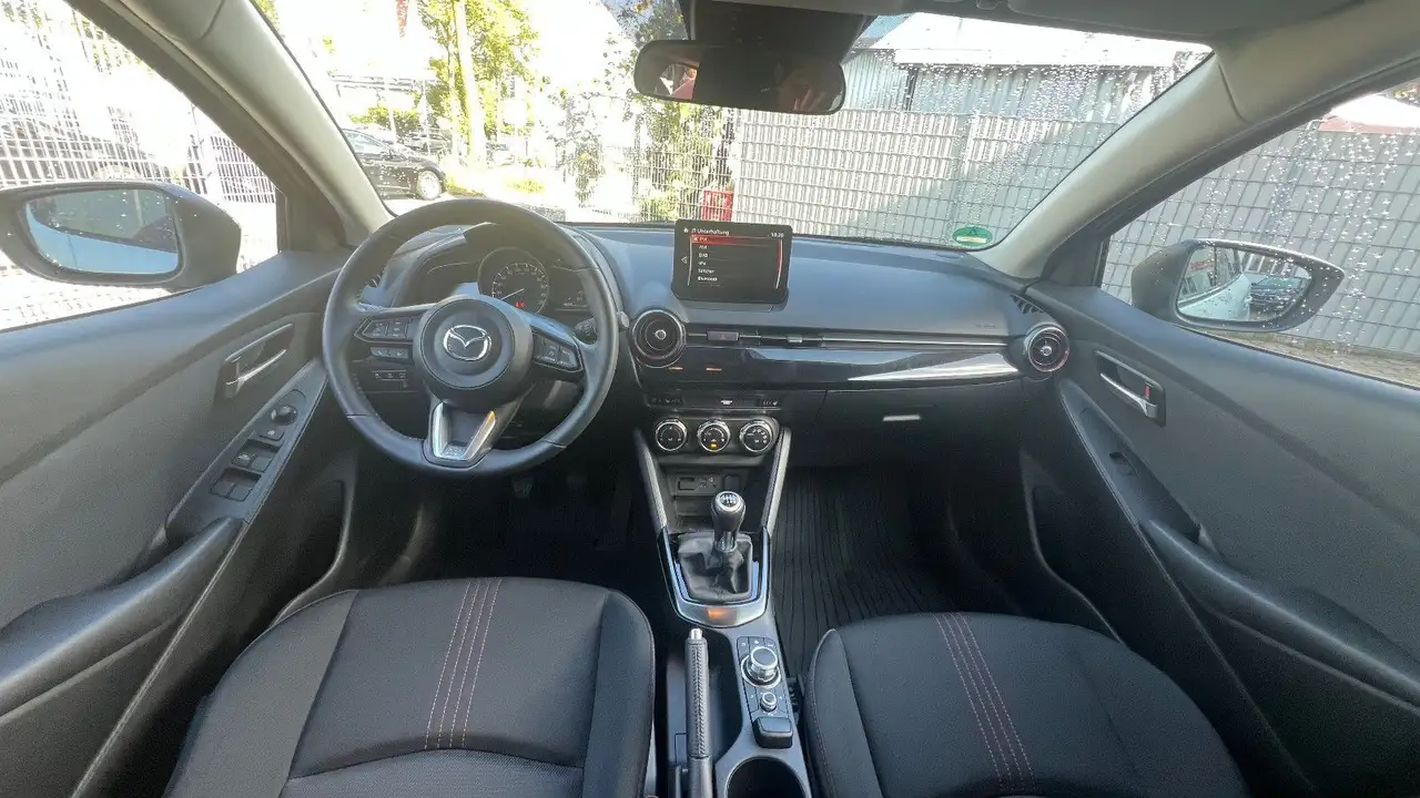 Mazda 2 Lim. Homura/Mazda 6 Jahre Garantie/Neuwertig — Vehicle gallery 14