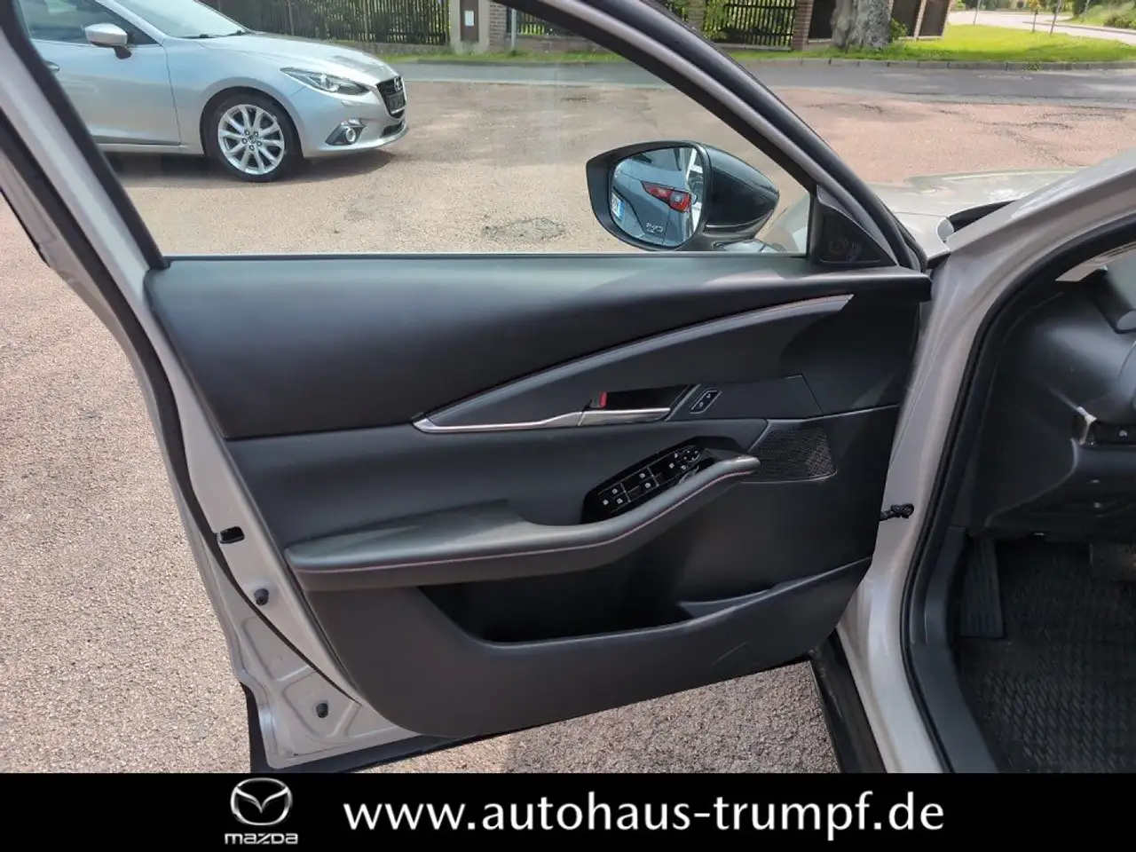 Mazda CX-30 X 186ps AWD Homura Kamera elektr.Heckklappe NAVI C — Galería del vehículo 7