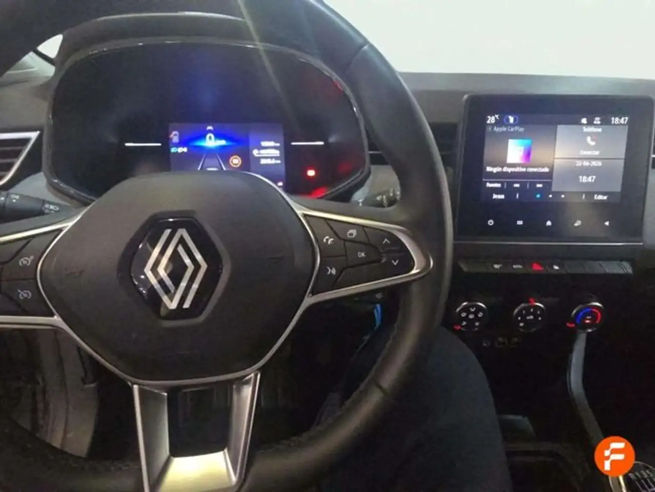 Renault Clio Techno TCe 90 (67kw) — معرض صور السيارة 5