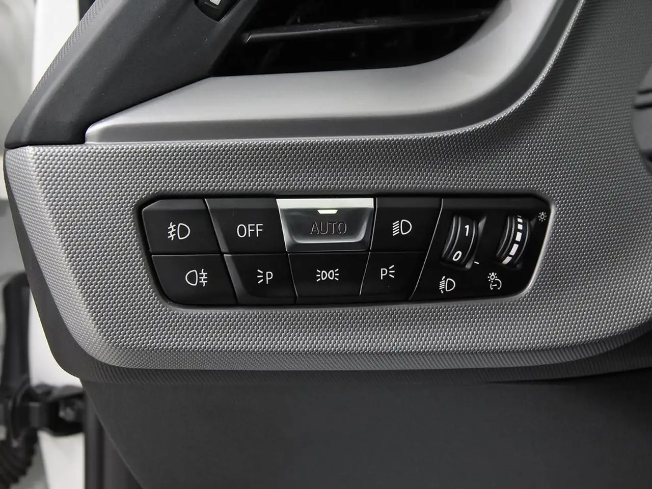 BMW 118 118i — Vehicle gallery 14