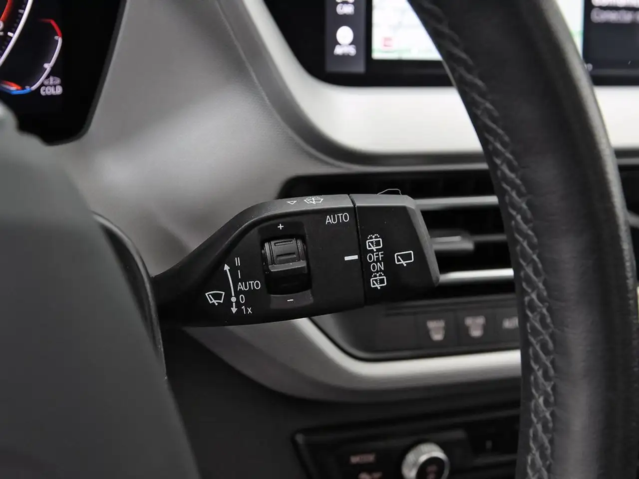 BMW 118 118i — Vehicle gallery 17