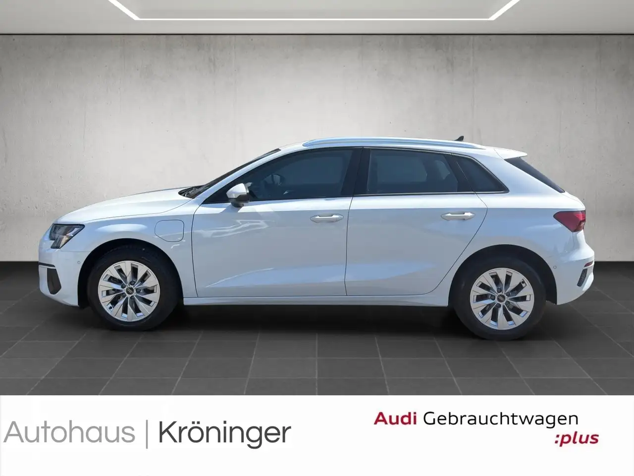 Audi A3 Sportback 40 TFSI S Tronic Navi Klima Busines — Galería del vehículo 3