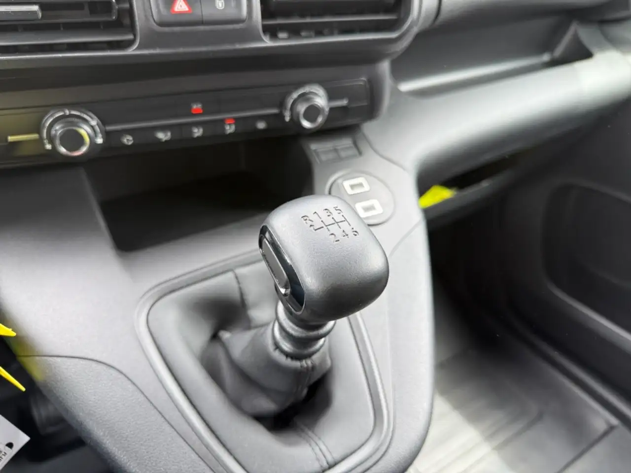 Toyota Proace City 1.2 Turbo L1 Duty *LED*PDC*DAB*Tempo* — معرض صور السيارة 23