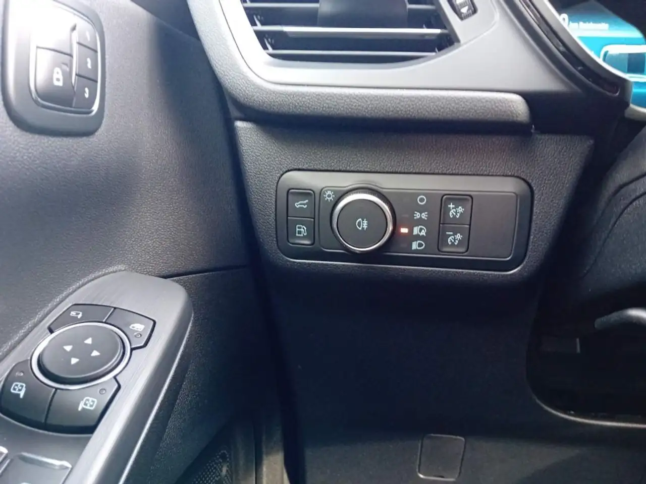 Ford Kuga 2.5 PHEV ST-LINE X *PanoDach*TechnoPk*19Zoll* — Vehicle gallery 19