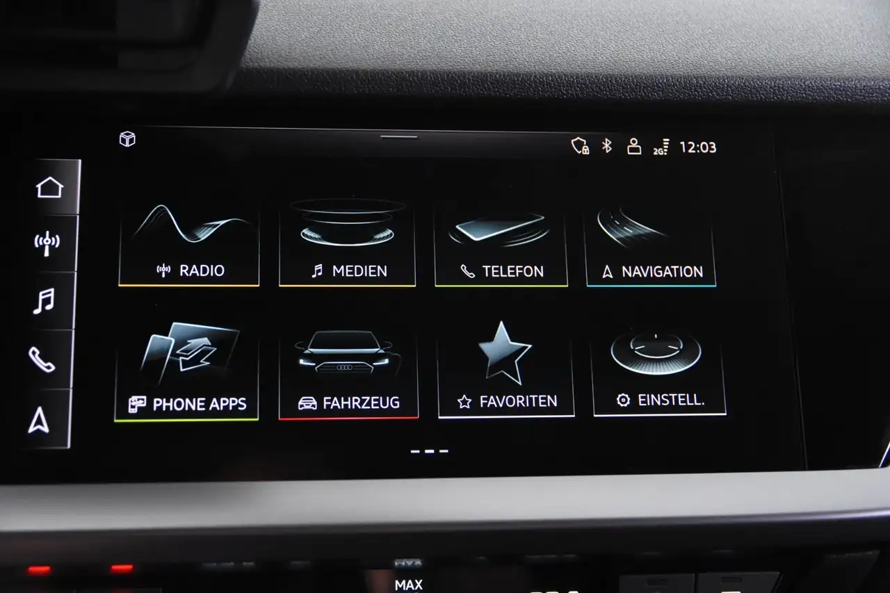 Audi A3 40 TFSI e Sportback*1.Hand*Leder*Keyless*SHZ* — Vehicle gallery 18
