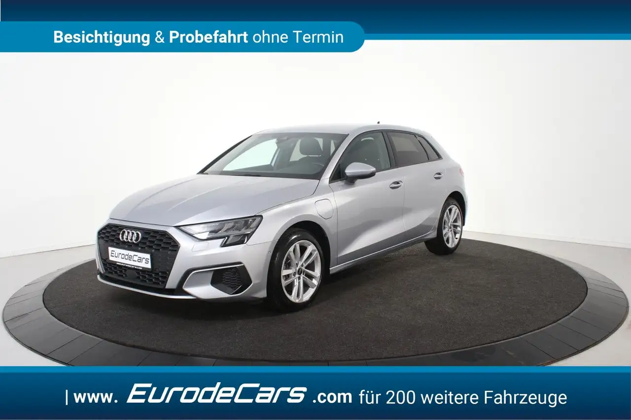 Audi A3 40 TFSI e Sportback*1.Hand*Leder*Keyless*SHZ* — Vehicle gallery 5