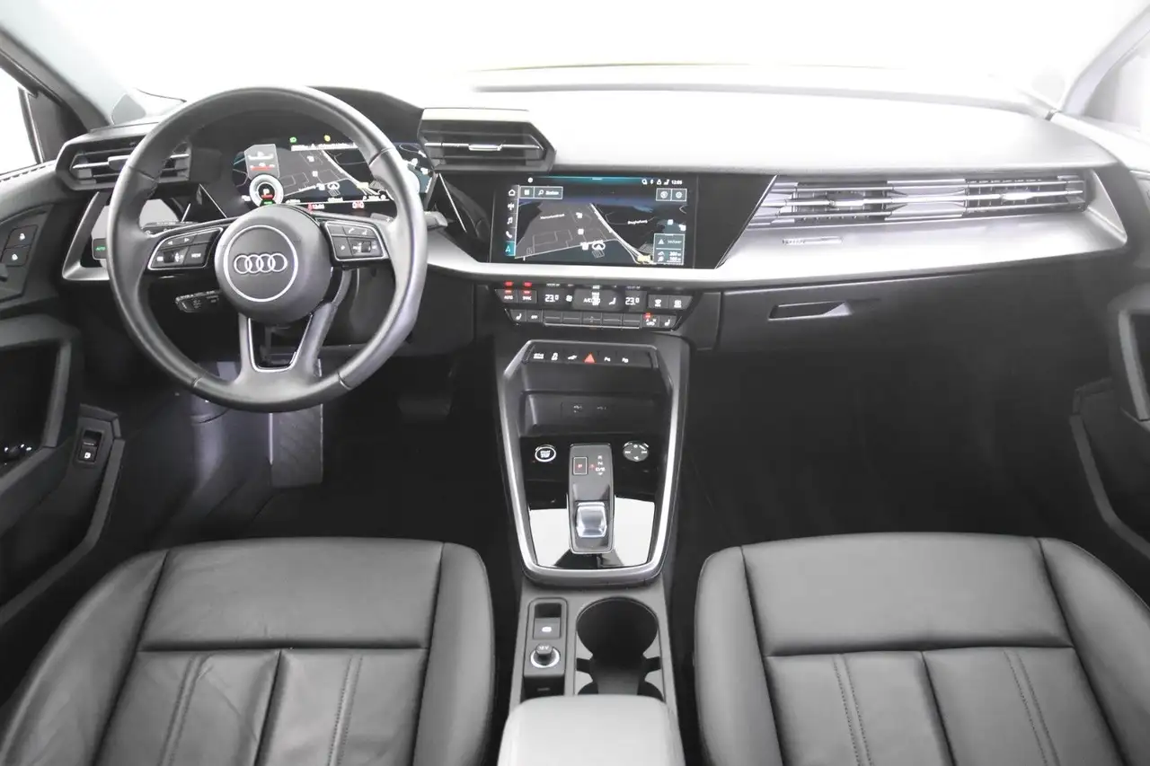 Audi A3 40 TFSI e Sportback*1.Hand*Leder*Keyless*SHZ* — Vehicle gallery 2
