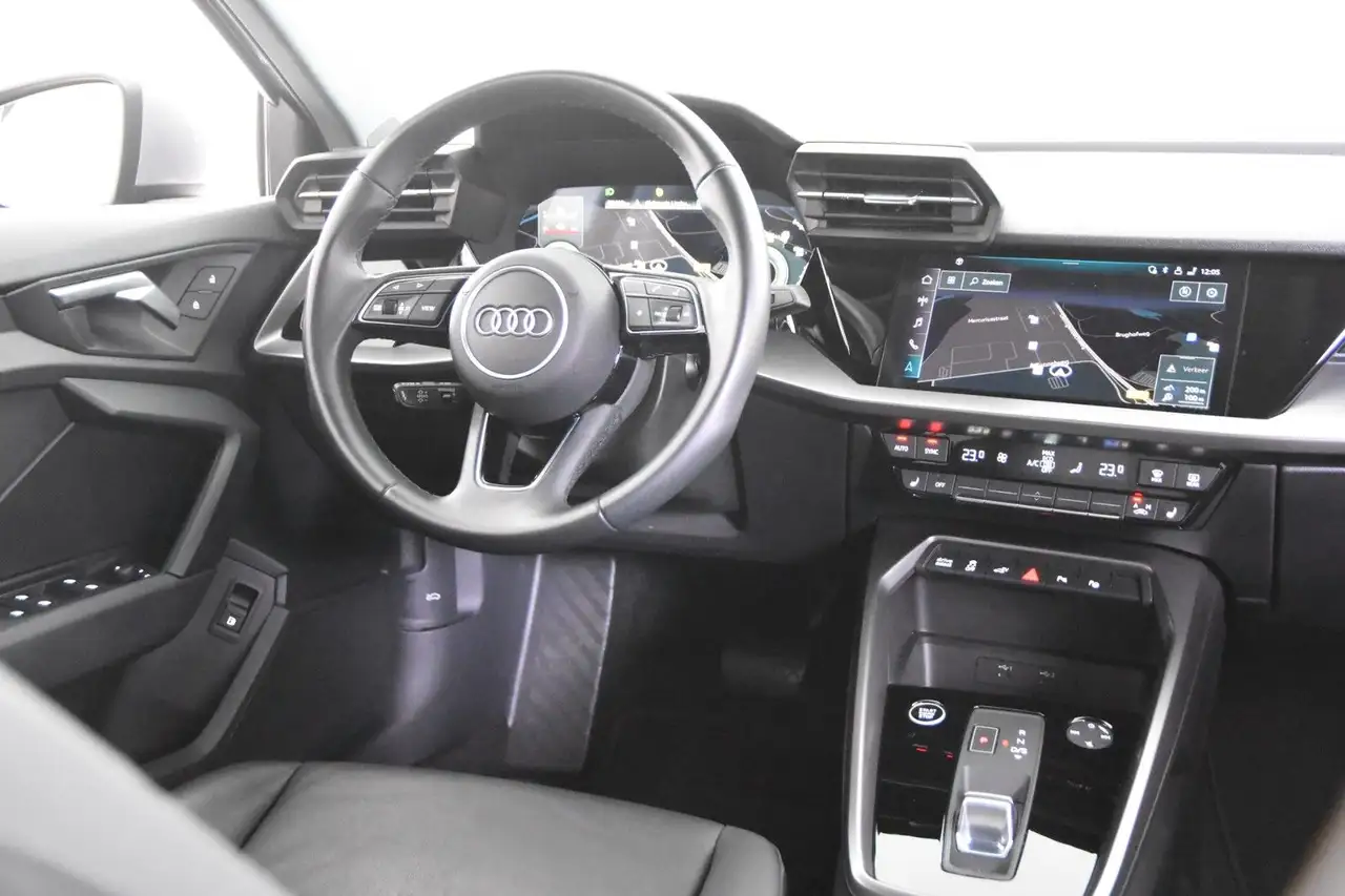 Audi A3 40 TFSI e Sportback*1.Hand*Leder*Keyless*SHZ* — Vehicle gallery 9