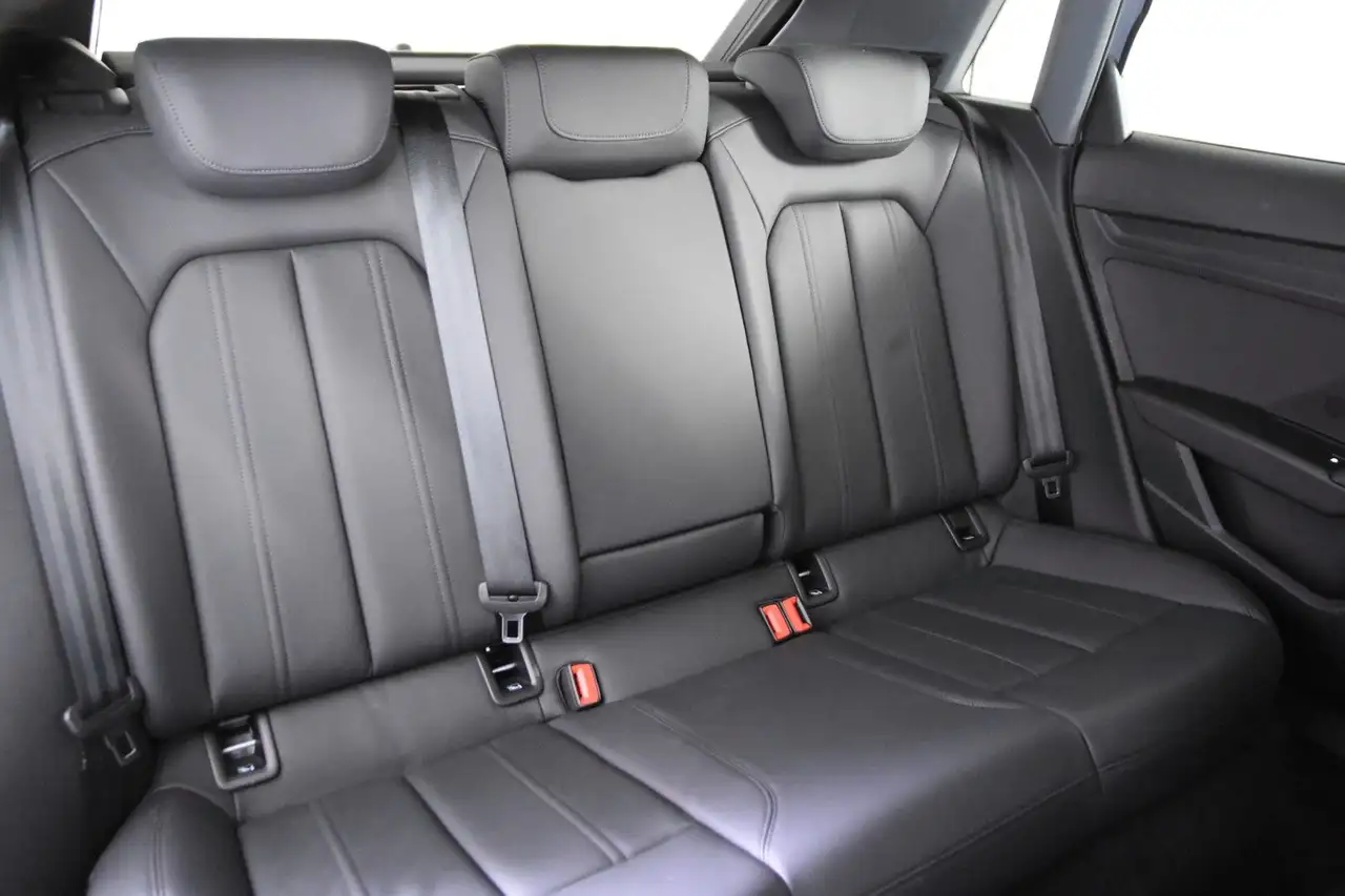 Audi A3 40 TFSI e Sportback*1.Hand*Leder*Keyless*SHZ* — Vehicle gallery 10