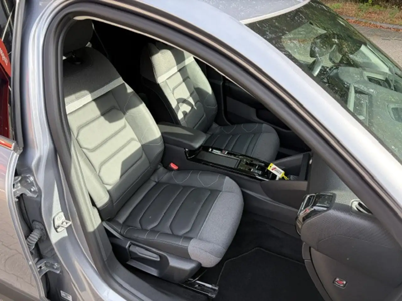 Citroen C4 PT130 Max--Automatik--NAVI--KAMERA — Vehicle gallery 8