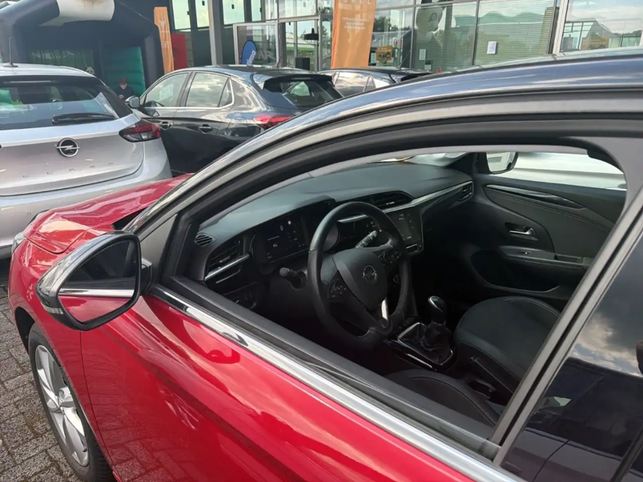 Opel Corsa Elegance 1.2 55 kW (75 PS), MT5, S Digitales Cockp — Vehicle gallery 14