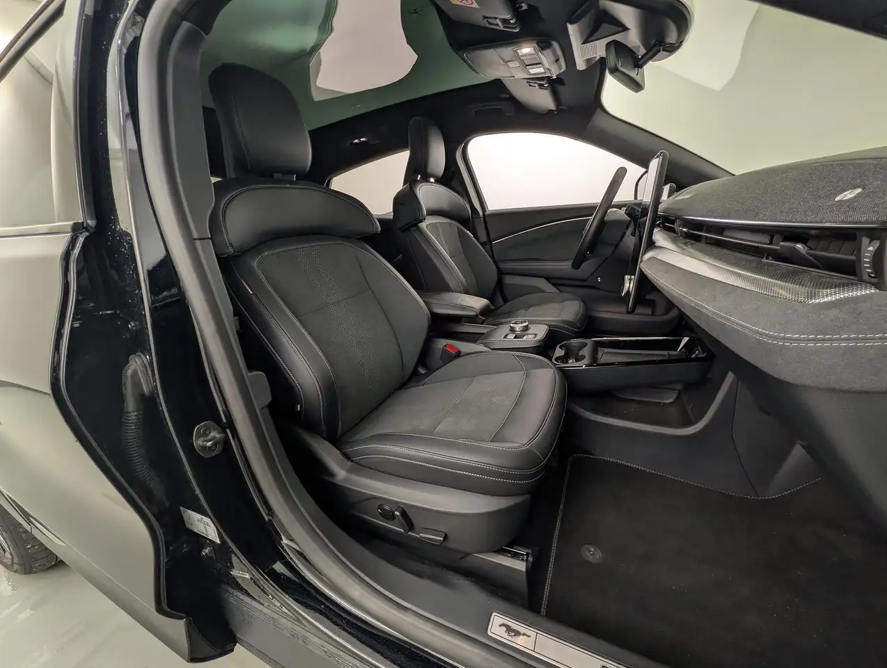 Ford Sonstige GT AWD 99kWh MagneRide+Matrix+AHK — Vehicle gallery 14