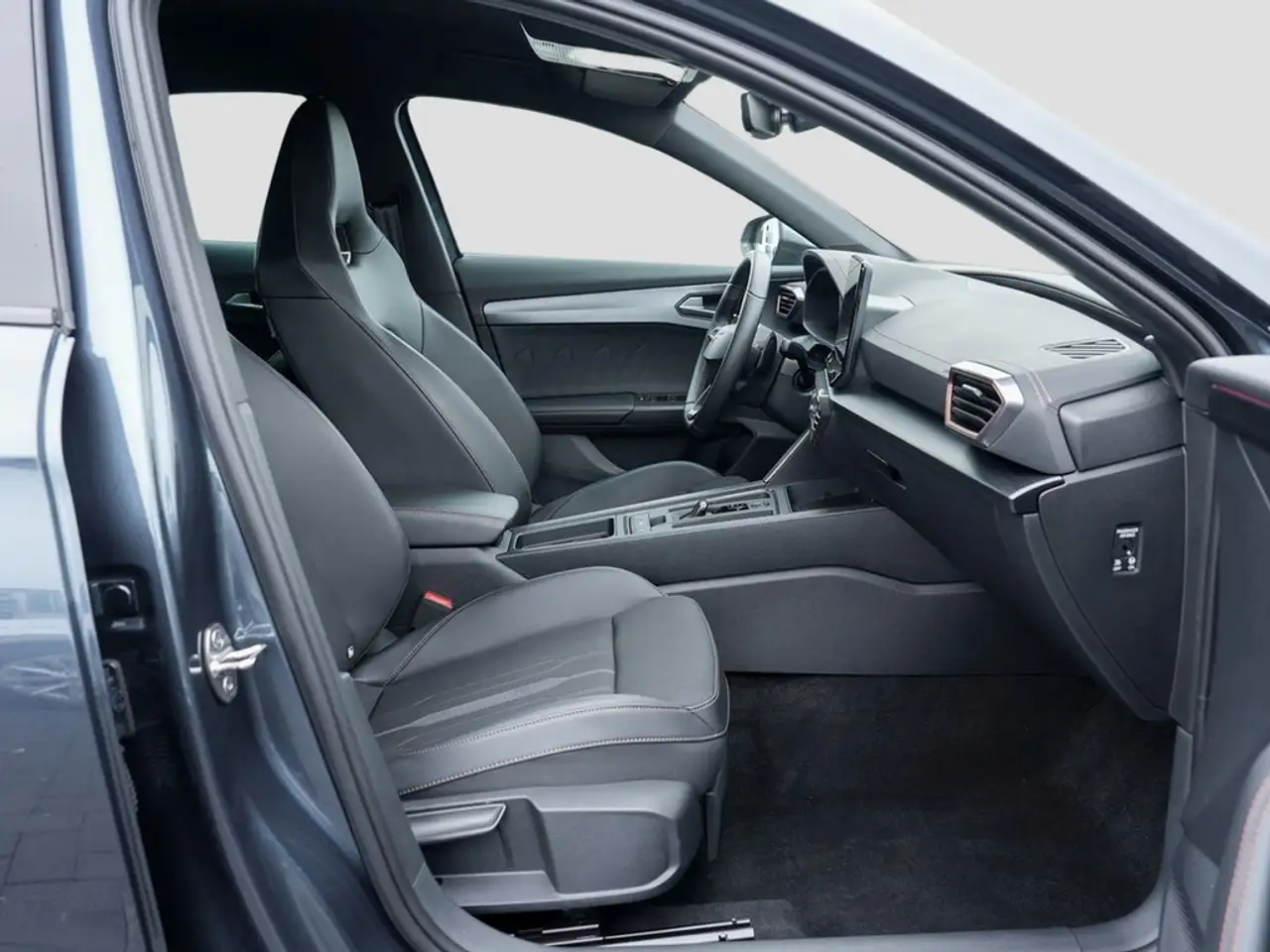 CUPRA Formentor 2.0 TSI DSG VZ 4Drive Navi/RFK/LED — Galerie du véhicule 7