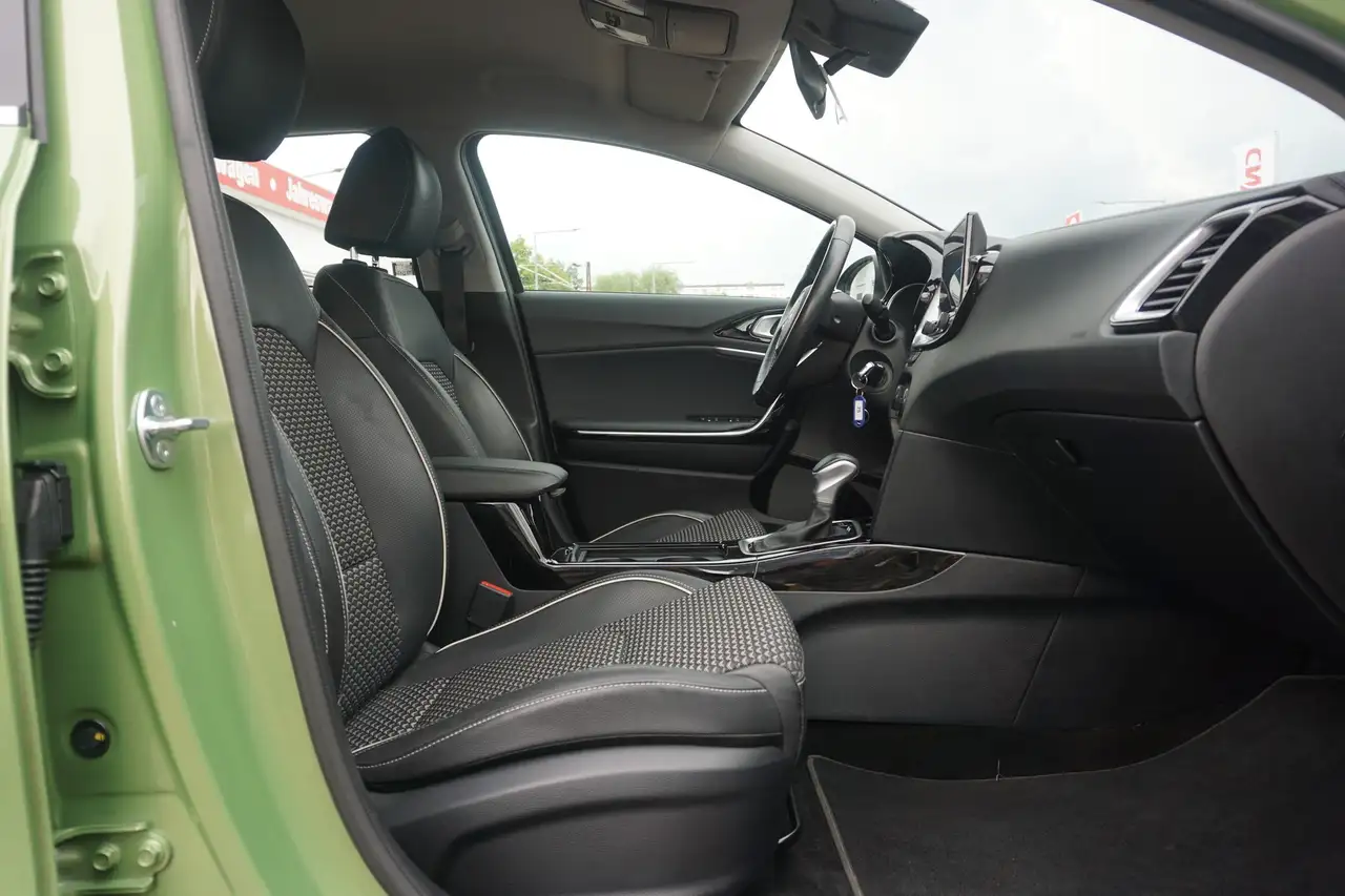 Kia XCeed 1.5 T-GDI Spirit LED Navi ACC Sitzheizung — معرض صور السيارة 30