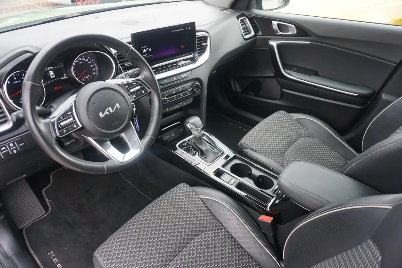 Kia XCeed 1.5 T-GDI Spirit LED Navi ACC Sitzheizung — معرض صور السيارة 9