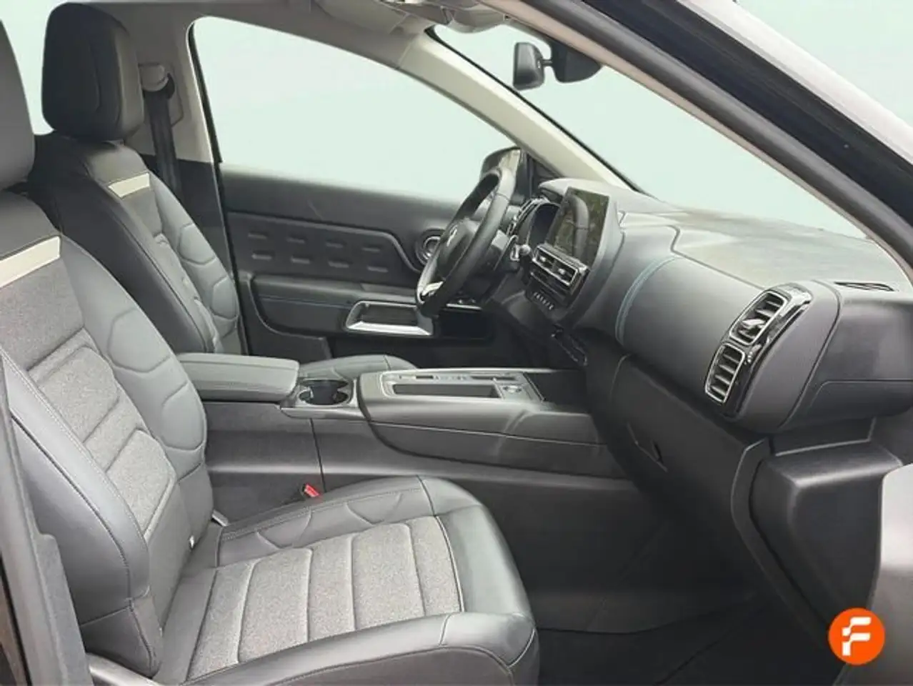 Citroen C5 Aircross HYBRID 100kW (136CV) e-DCS6 Max — Vehicle gallery 13