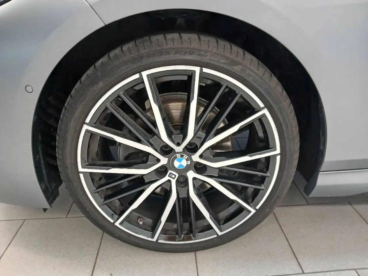 BMW 218 i Gran Coupe M Sport AHK/PANO/H&K/ACC/RFK/DAB — Galerie du véhicule 4