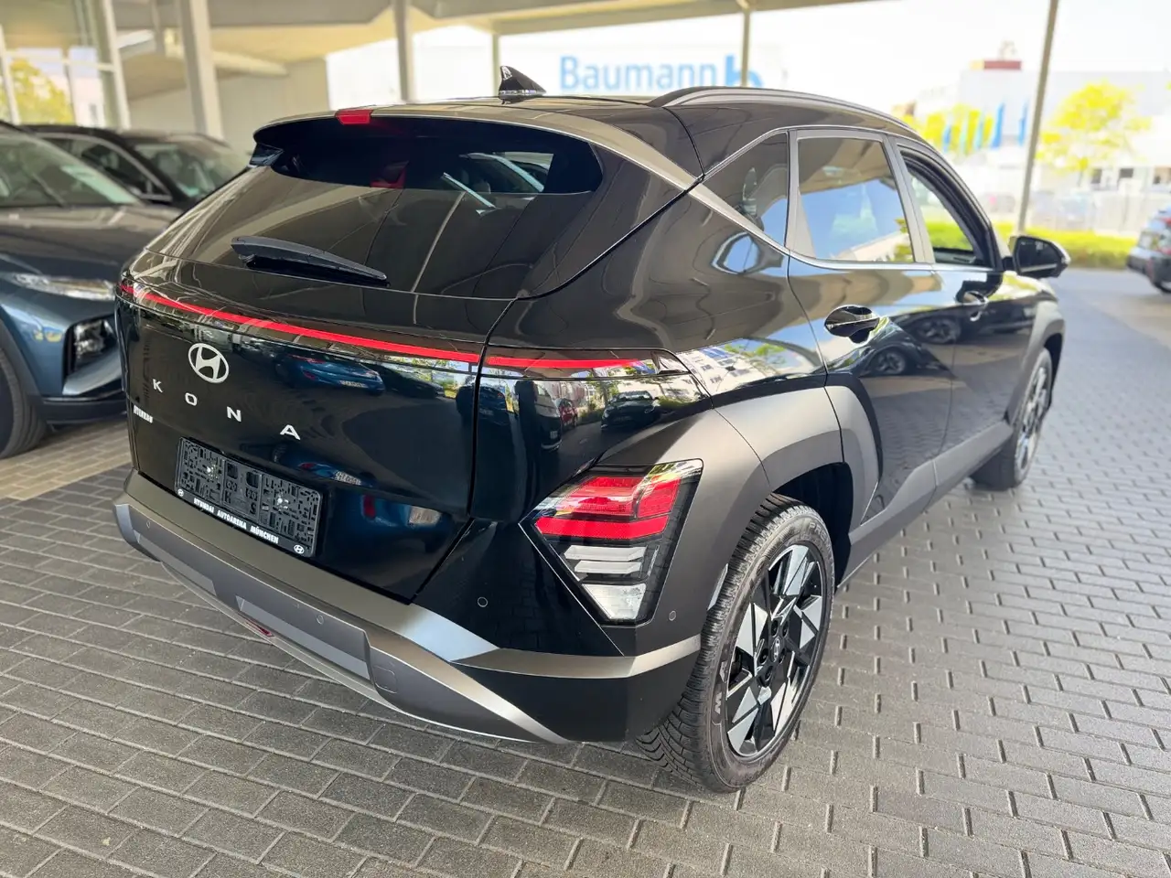 Hyundai KONA 1.0 T-GDI Prime 2xKlima 360 ACC AUT Kam. LM — معرض صور السيارة 9
