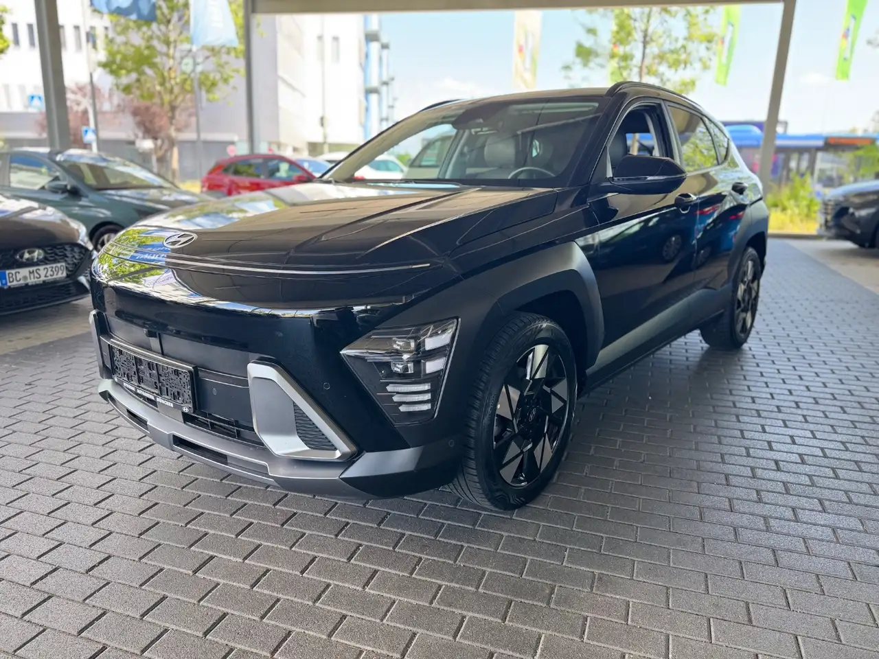 Hyundai KONA 1.0 T-GDI Prime 2xKlima 360 ACC AUT Kam. LM — معرض صور السيارة 4