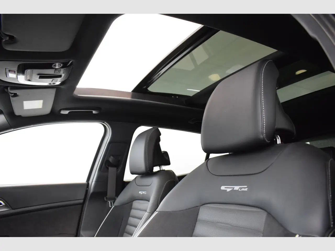 Kia Sportage 1.6 T-GDi HEV 171kW (230CV) GT-line 4x2 — Vehicle gallery 13