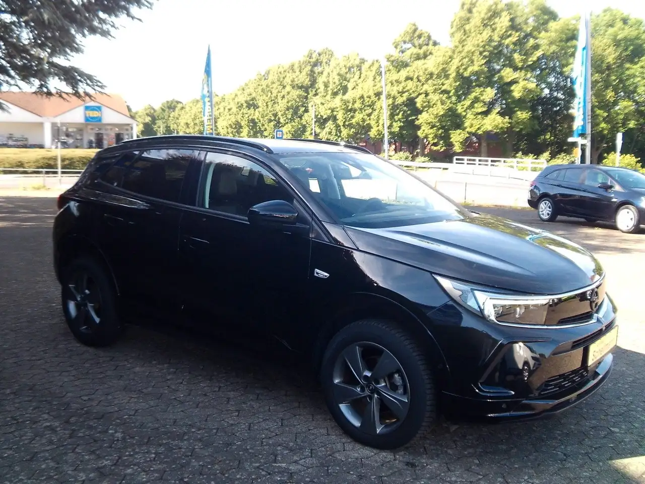 Opel Grandland X Grandland GS VollLED ACC SHZ LHZ 360 Navi AT — معرض صور السيارة 4