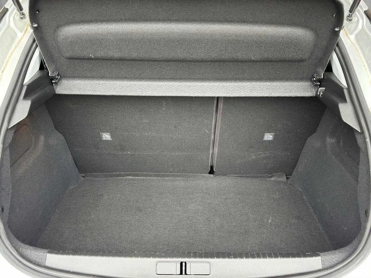 Opel Corsa 1.2 Turbo //Kamera/Sitzheizung/PDC — Galerie du véhicule 14