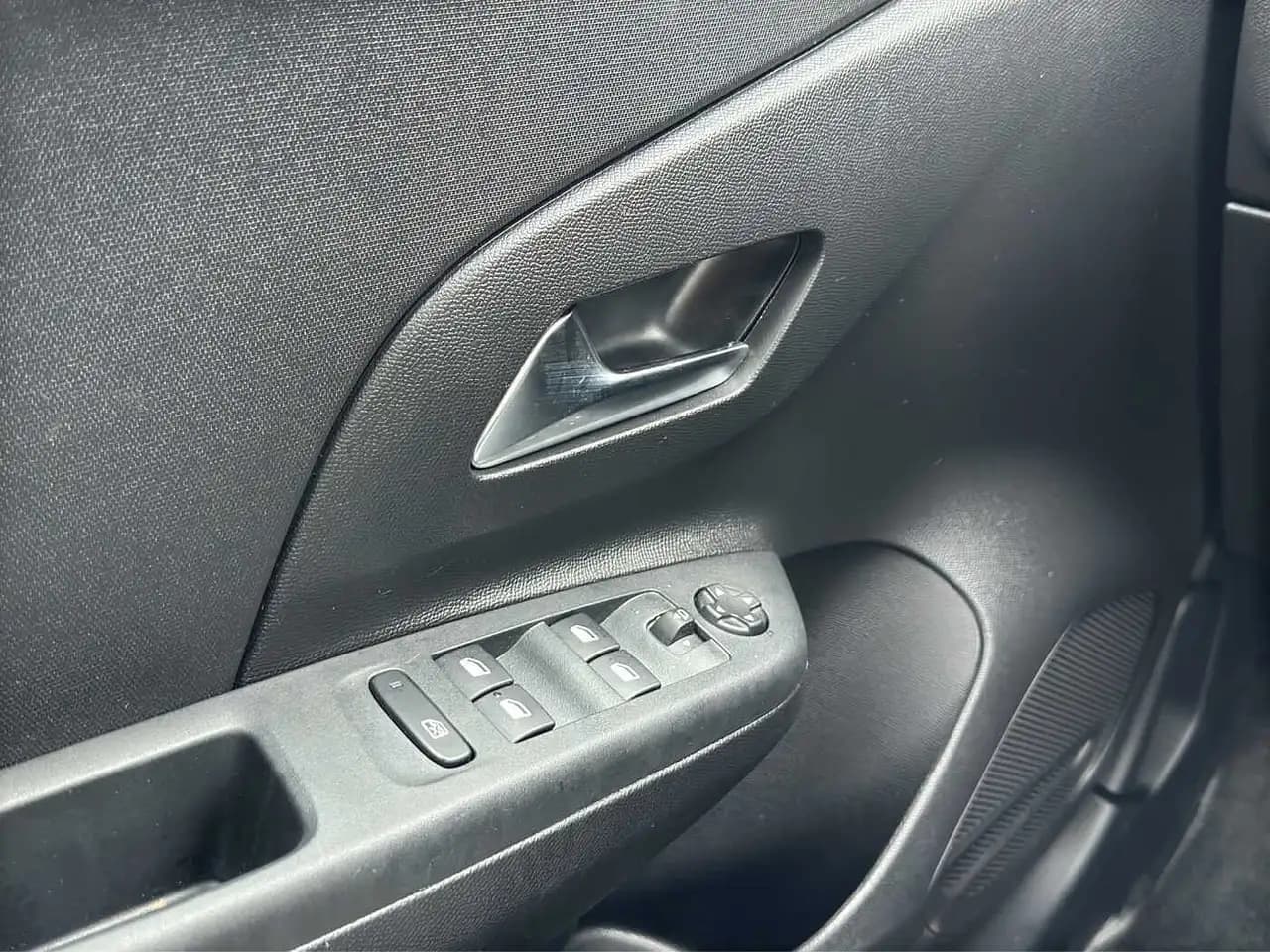 Opel Corsa 1.2 Turbo //Kamera/Sitzheizung/PDC — Galerie du véhicule 10