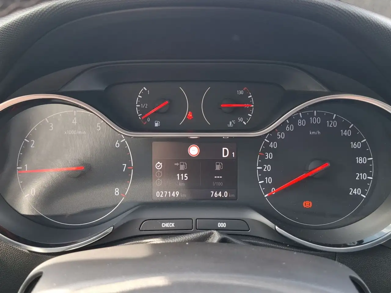 Opel Crossland 1.2 DI Turbo, Rückfahrkamera, Sitzheiz — Galería del vehículo 11