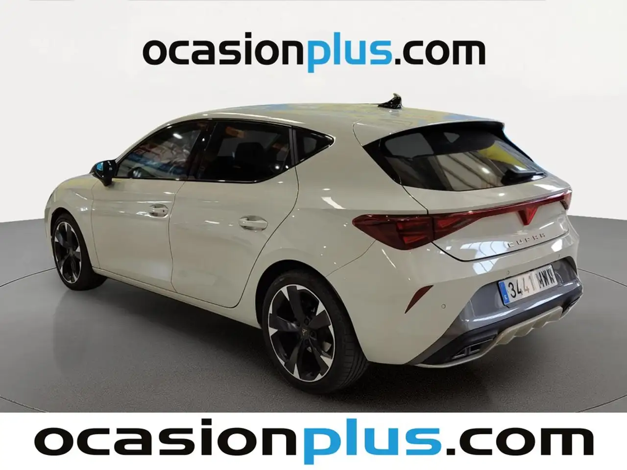 CUPRA Leon 1.5 eTSI 110 DSG — معرض صور السيارة 4
